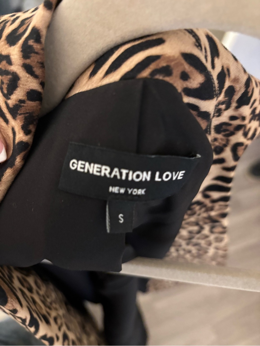 Generation Love Delilah Crepe Blazer in Leopard Print 🐆 - Picture 6 of 6